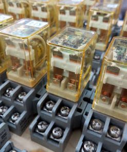 Alternative view of RELAY OMRON, PhOENIX, IDEC